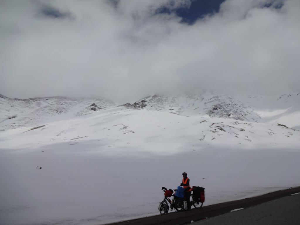 tl_files/cam/images/campus/campus on tour/15_Kirgistan_M41 Ala Bel Pass.jpg tl_files/cam/images/campus/campus on tour/15_Kirgistan_M41 Ala Bel Pass.jpg